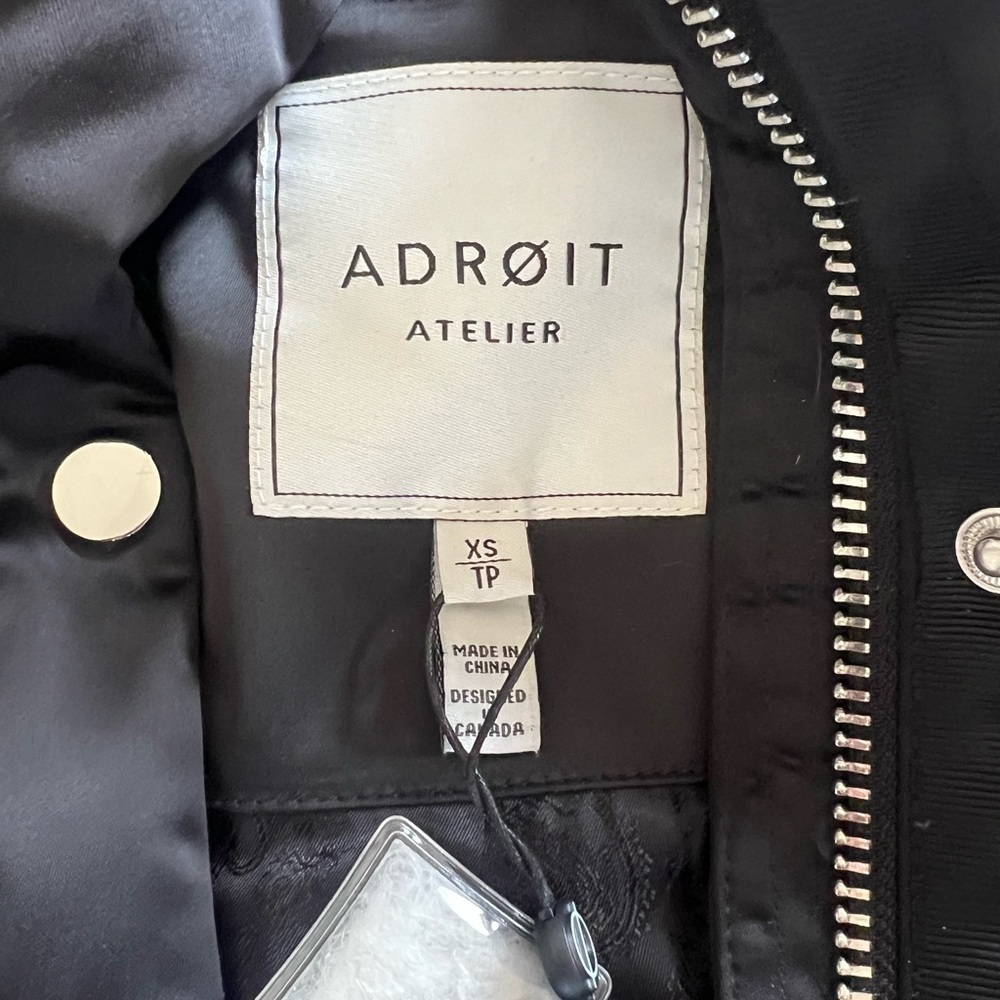 Adroit Atelier Black Quilted Women's Down Jacket - Picture 4 of 8